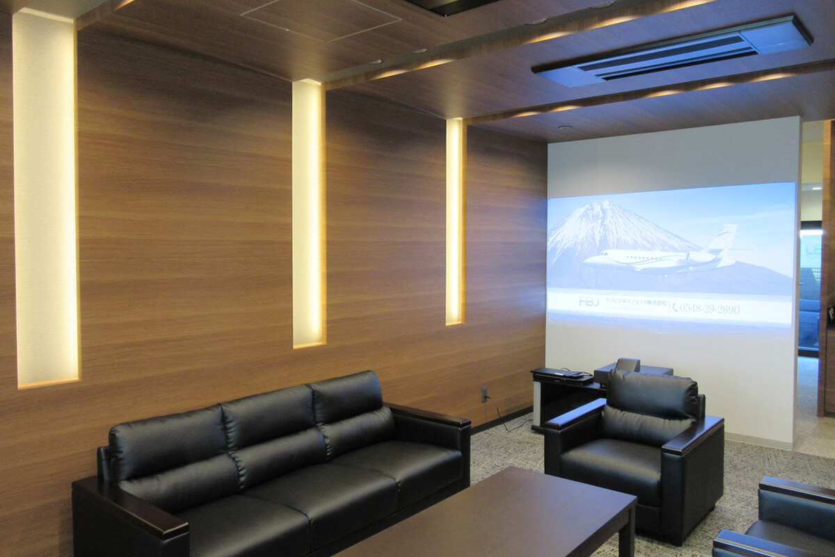 FBJ Exclusive Lounge at Matsumoto Airport image12